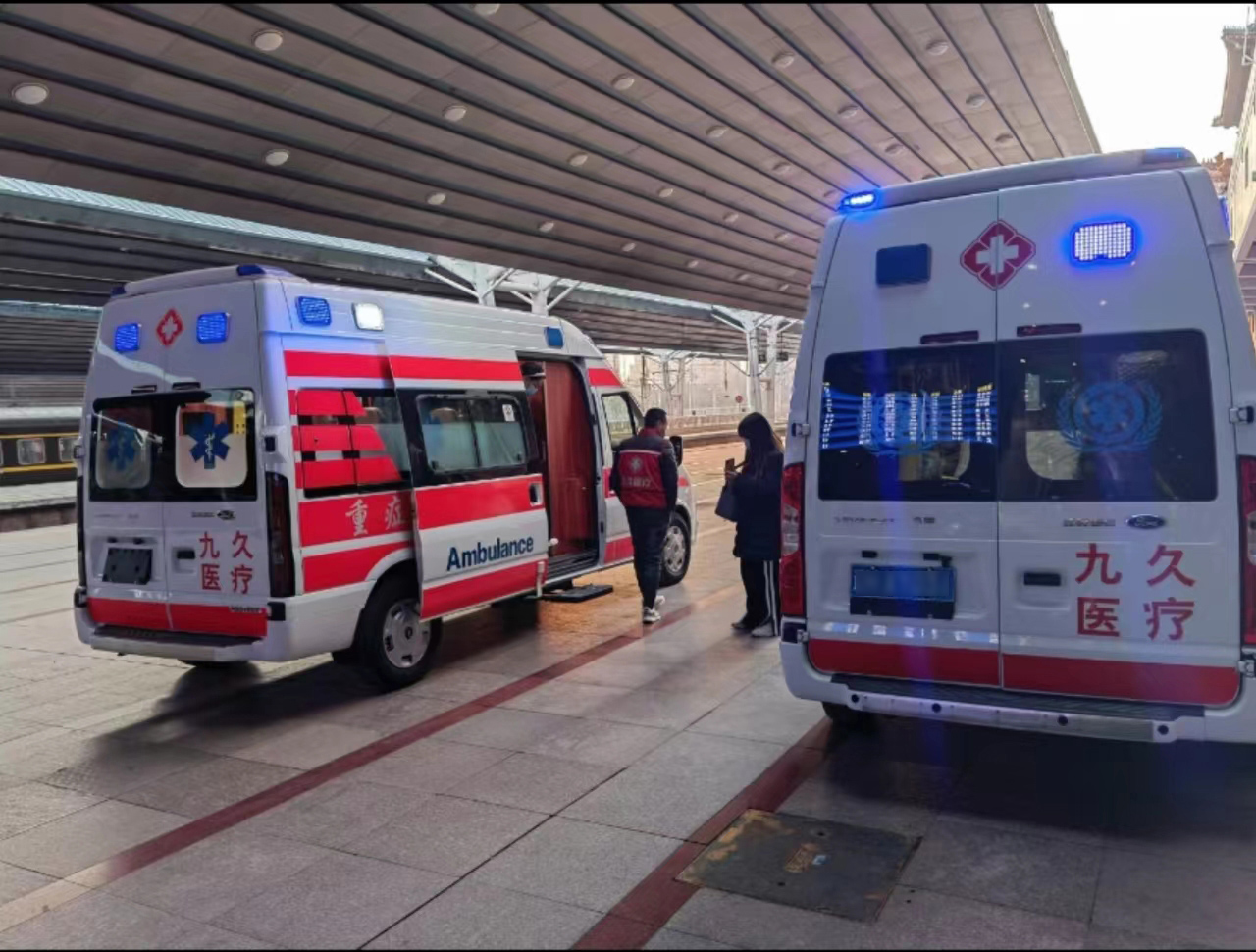 靖远县救护车长途转运